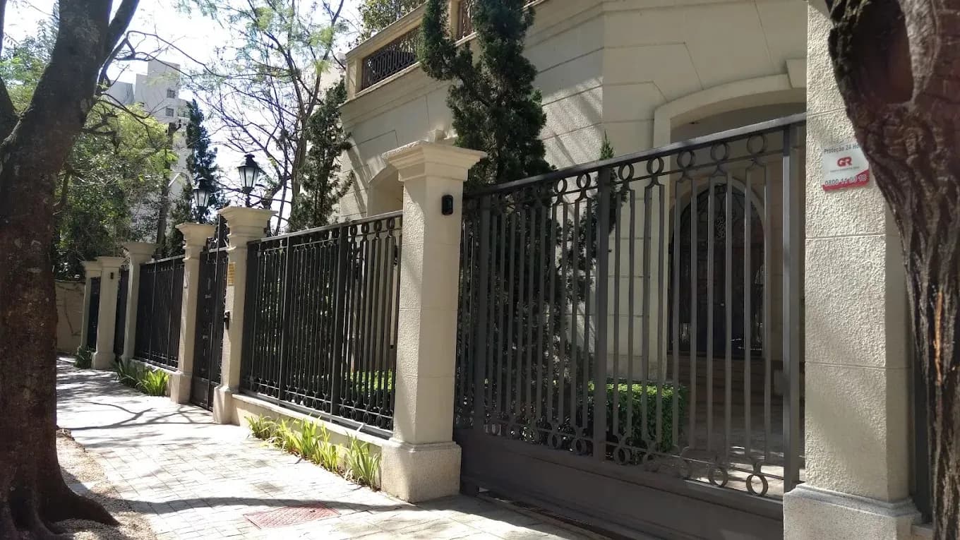 Salas amplas do apartamento no Palazzo Alto de Pinheiros